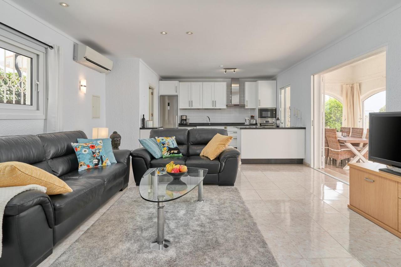 Casa Ambar Villa เนร์คา ภายนอก รูปภาพ